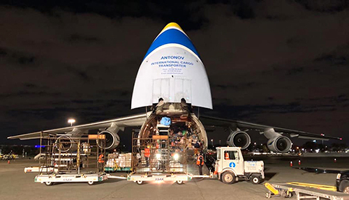 The first mail load was carried by Antonov An-124 Ruslan, one of the world's biggest cargo aircraft 