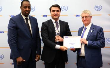 EMS Azerbaijan receiving their Silver performance award