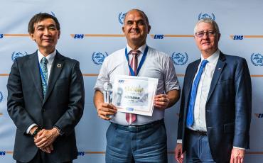 EMS Azerbaijan receiving their Gold performance award